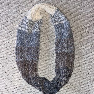 Knitted infinity scarf
